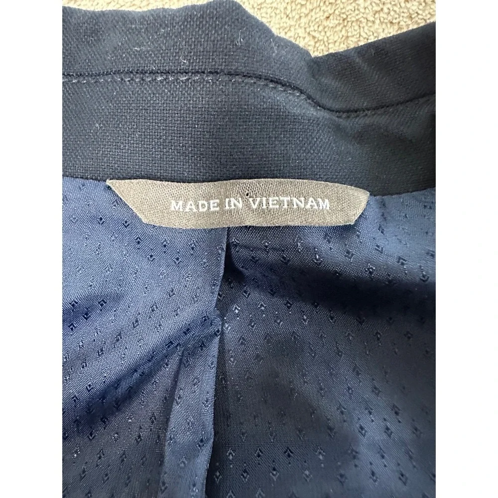 Oak Hill Perfect Fit Blazer Men Size 50R Navy Blue Comfortable Silver Button EUC
